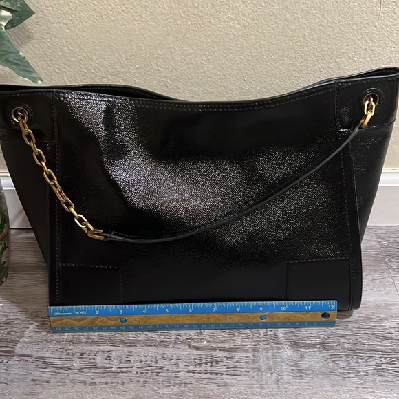 Pre-loved Authentic Tory Burch shoulder bag - Picture 3 of 11